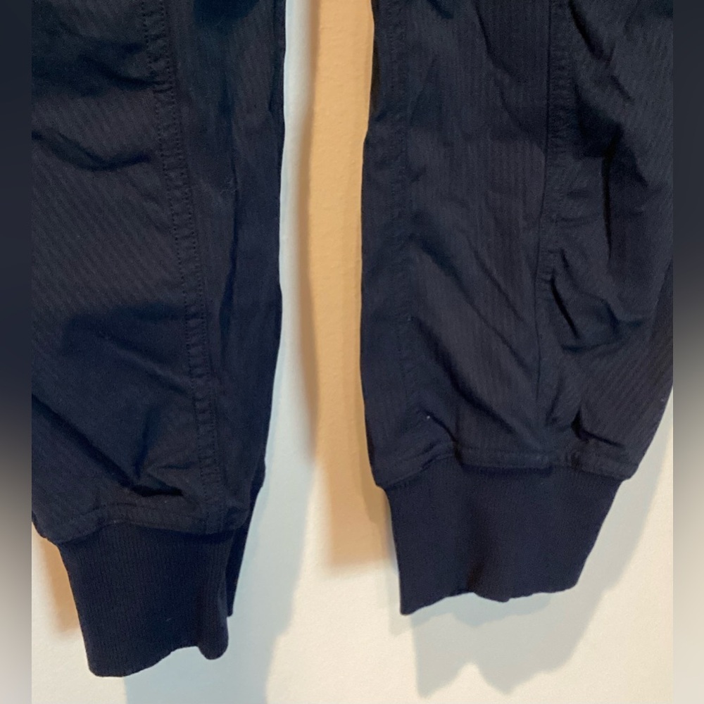 Lululemon Navy Blue Joggers Sz 4 Women’s Pants - Picture 3 of 6